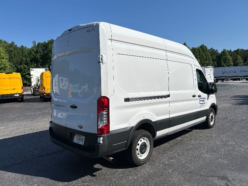 Cargo Van (Panel Van)-Light and Medium Duty Trucks-Ford-2021-Transit 250-Duluth-GA-58,445\n\t\tmiles-$ 37,750 - Image 12