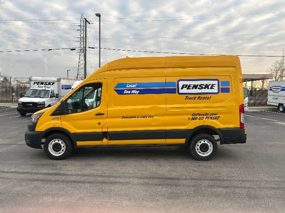Cargo Van (Panel Van)-Light and Medium Duty Trucks-Ford-2021-Transit 250-East Chicago-IN-49,715\n\t\tmiles-$ 33,750 - Image 4