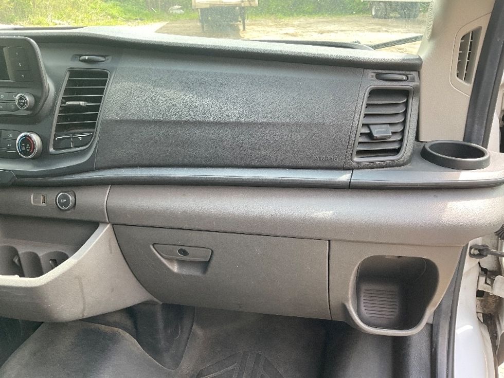 Cargo Van (Panel Van)-Light and Medium Duty Trucks-Ford-2021-Transit 250-East Chicago-IN-55,792\n\t\tmiles-$ 38,000 - Image 19