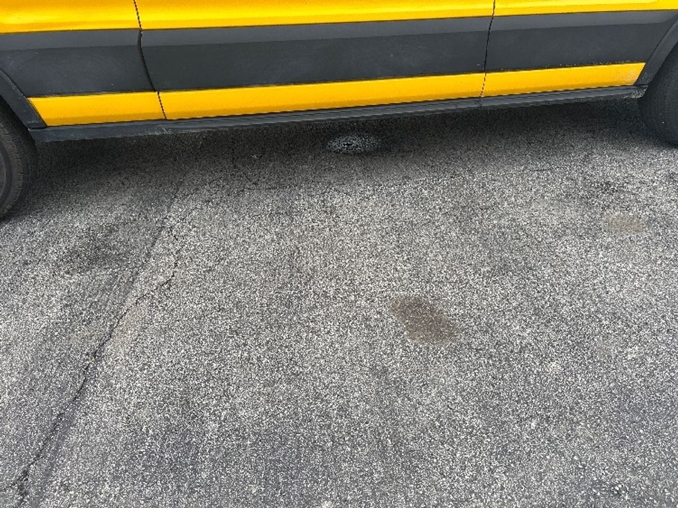 Cargo Van (Panel Van)-Light and Medium Duty Trucks-Ford-2021-Transit 250-East Chicago-IN-82,478\n\t\tmiles-$ 30,750 - Image 14