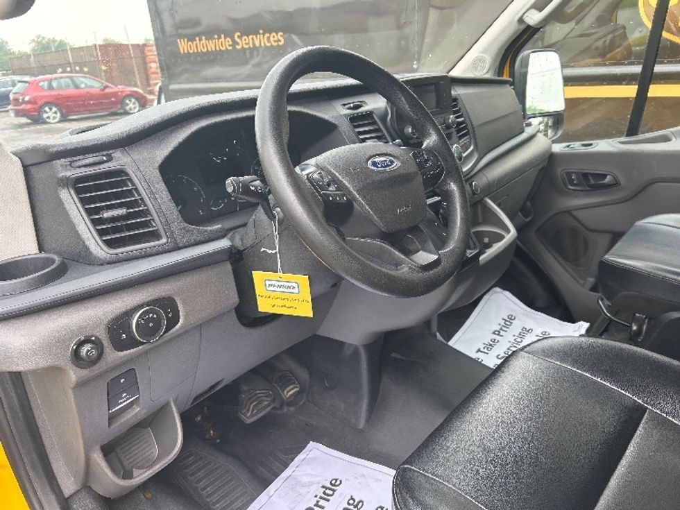 Cargo Van (Panel Van)-Light and Medium Duty Trucks-Ford-2021-Transit 250-East Chicago-IN-82,478\n\t\tmiles-$ 30,750 - Image 17