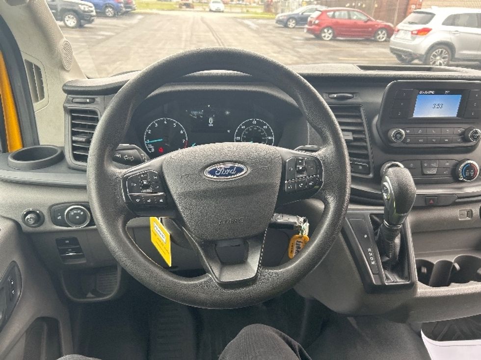 Cargo Van (Panel Van)-Light and Medium Duty Trucks-Ford-2021-Transit 250-East Chicago-IN-82,478\n\t\tmiles-$ 30,750 - Image 18