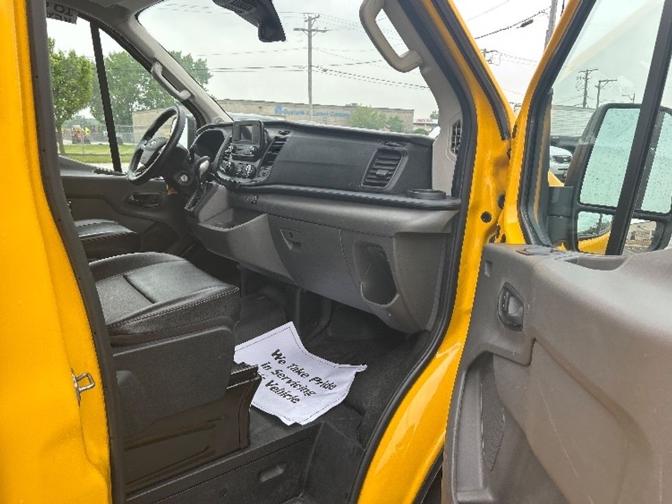 Cargo Van (Panel Van)-Light and Medium Duty Trucks-Ford-2021-Transit 250-East Chicago-IN-82,478\n\t\tmiles-$ 30,750 - Image 20