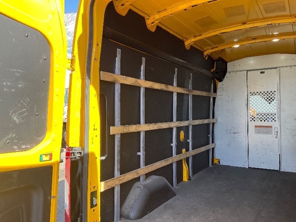 2021 Ford Transit photo 10