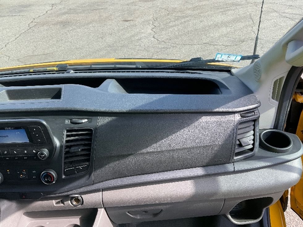 2021 Ford Transit photo 18