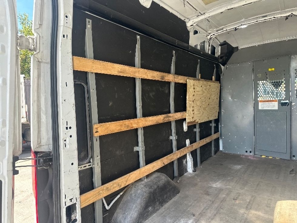 Cargo Van (Panel Van)-Light and Medium Duty Trucks-Ford-2021-Transit 250-Elmsford-NY-114,018\n\t\tmiles-$ 32,250 - Image 11