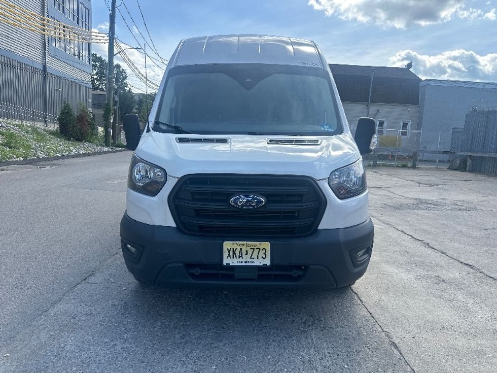 Cargo Van (Panel Van)-Light and Medium Duty Trucks-Ford-2021-Transit 250-Elmsford-NY-98,379\n\t\tmiles-$ 28,750 - Image 2