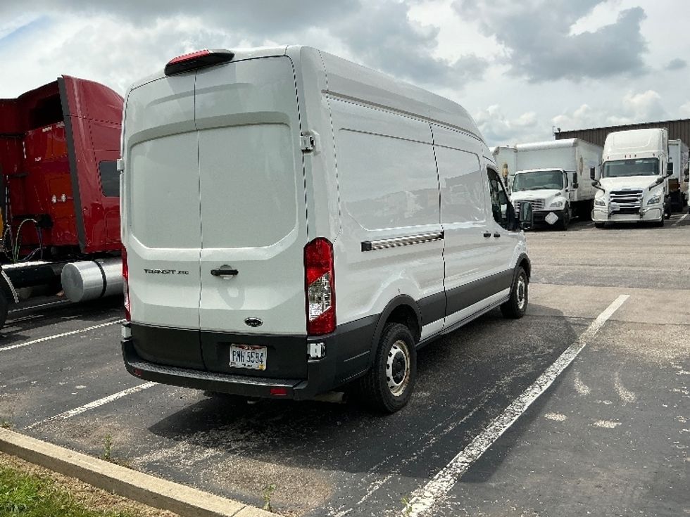 Cargo Van (Panel Van)-Light and Medium Duty Trucks-Ford-2021-Transit 250-Erlanger-KY-163,706\n\t\tmiles-$ 25,250 - Image 10