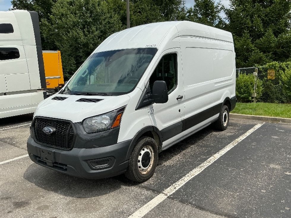 Cargo Van (Panel Van)-Light and Medium Duty Trucks-Ford-2021-Transit 250-Erlanger-KY-163,706\n\t\tmiles-$ 25,250 - Image 3