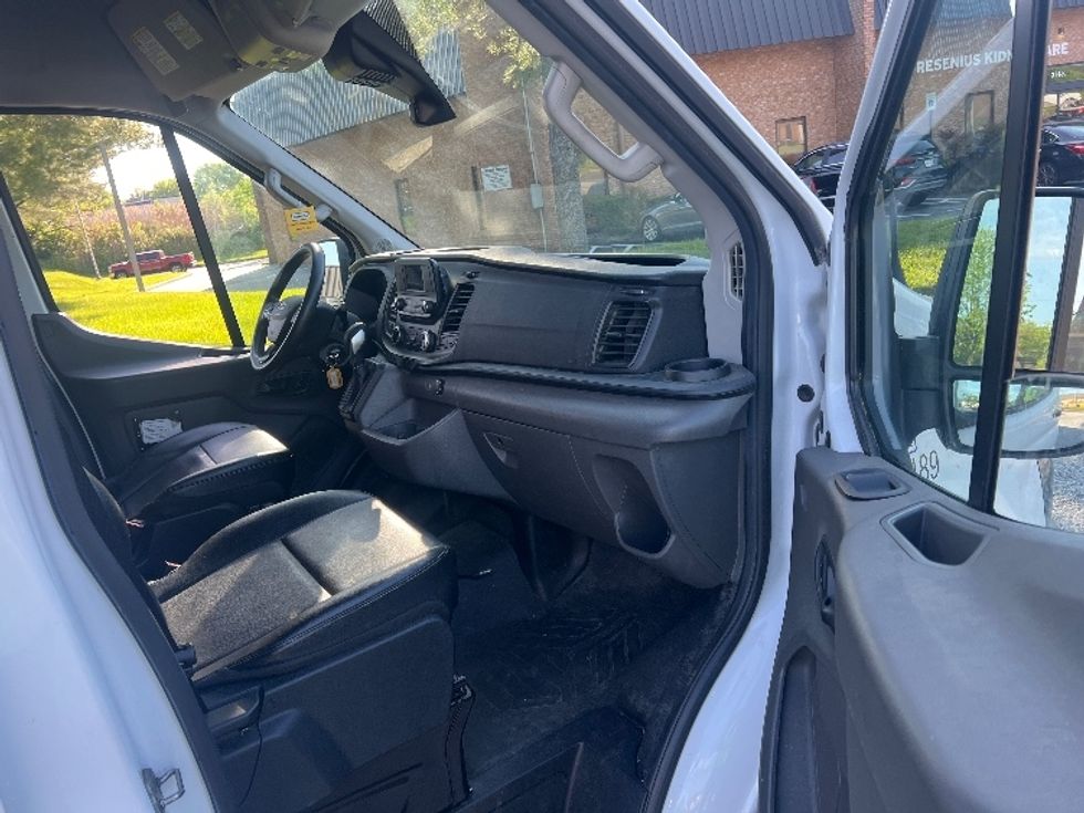 Cargo Van (Panel Van)-Light and Medium Duty Trucks-Ford-2021-Transit 250-Essex-MD-80,921\n\t\tmiles-$ 35,750 - Image 17