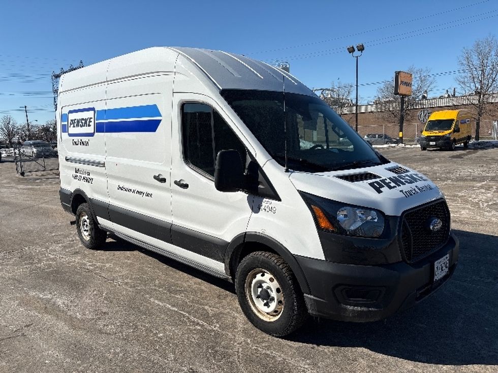 Cargo Van (Panel Van)-Light and Medium Duty Trucks-Ford-2021-Transit 250-Etobicoke-ON-106,550\n\t\tkm-$ 45,000 - Image 1