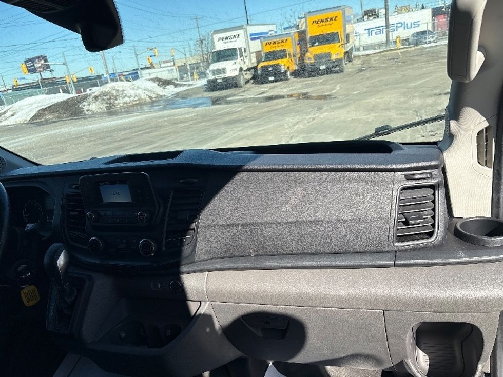 Cargo Van (Panel Van)-Light and Medium Duty Trucks-Ford-2021-Transit 250-Etobicoke-ON-106,550\n\t\tkm-$ 45,000 - Image 21