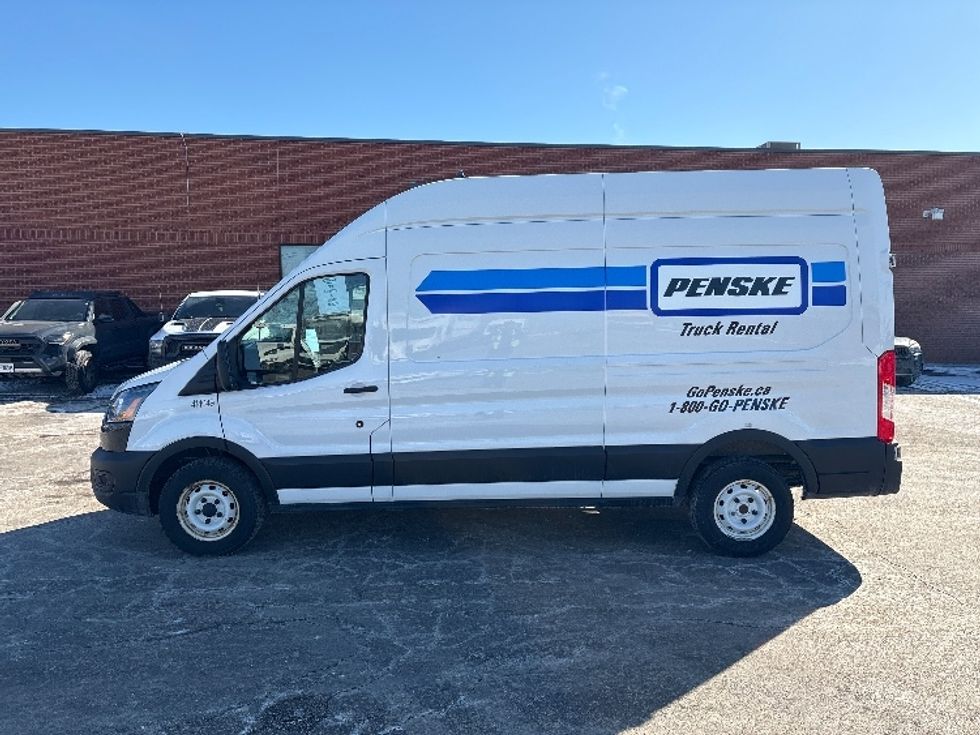 Cargo Van (Panel Van)-Light and Medium Duty Trucks-Ford-2021-Transit 250-Etobicoke-ON-106,550\n\t\tkm-$ 45,000 - Image 4