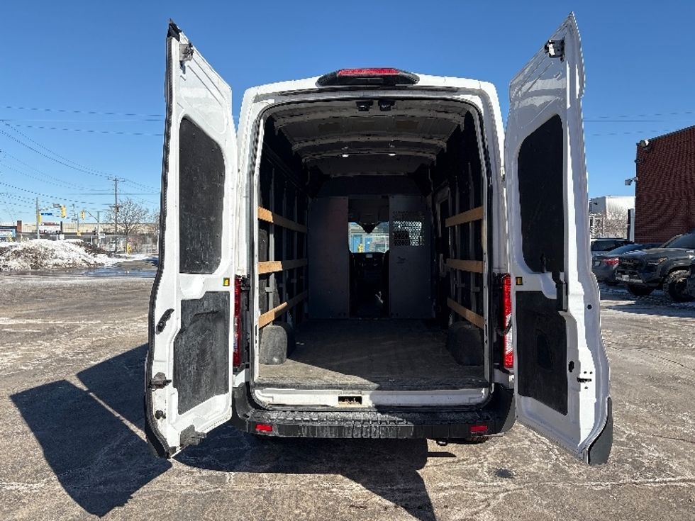 Cargo Van (Panel Van)-Light and Medium Duty Trucks-Ford-2021-Transit 250-Etobicoke-ON-106,550\n\t\tkm-$ 45,000 - Image 8