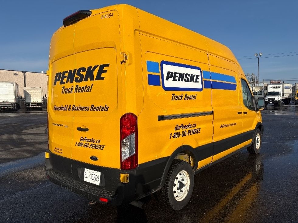 Cargo Van (Panel Van)-Light and Medium Duty Trucks-Ford-2021-Transit 250-Etobicoke-ON-120,082\n\t\tkm-$ 39,000 - Image 11