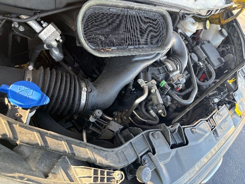 Cargo Van (Panel Van)-Light and Medium Duty Trucks-Ford-2021-Transit 250-Etobicoke-ON-120,082\n\t\tkm-$ 39,000 - Image 20