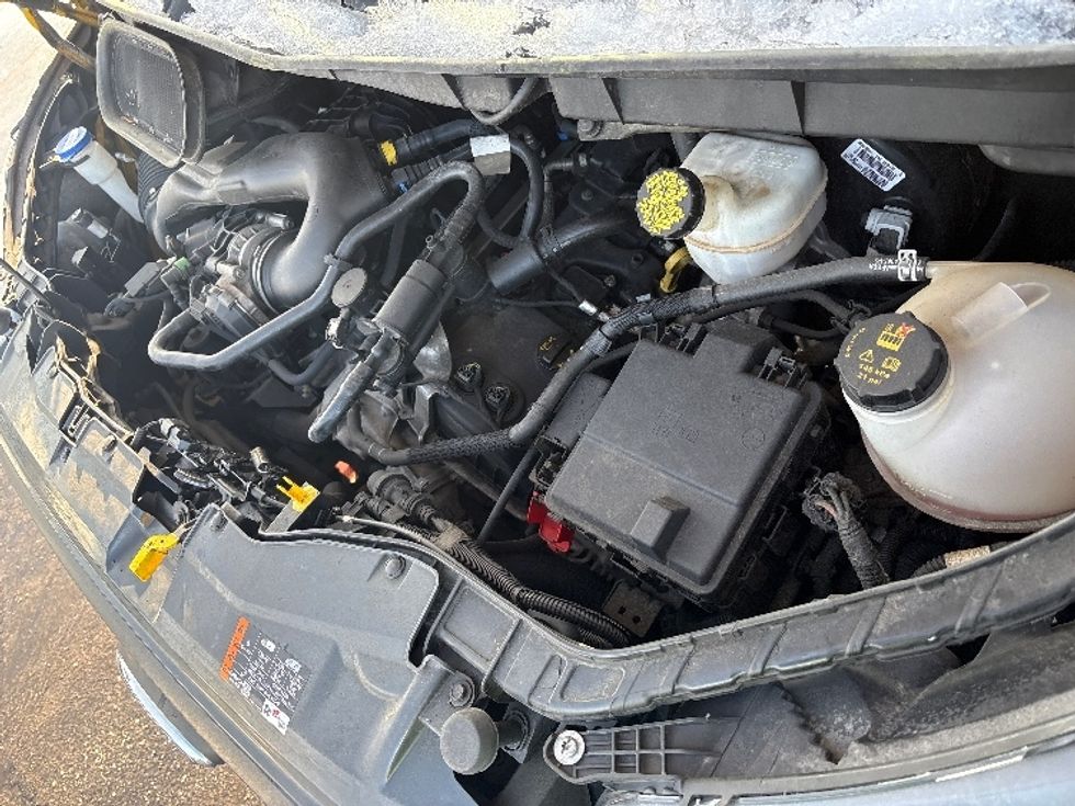 Cargo Van (Panel Van)-Light and Medium Duty Trucks-Ford-2021-Transit 250-Etobicoke-ON-120,082\n\t\tkm-$ 39,000 - Image 21