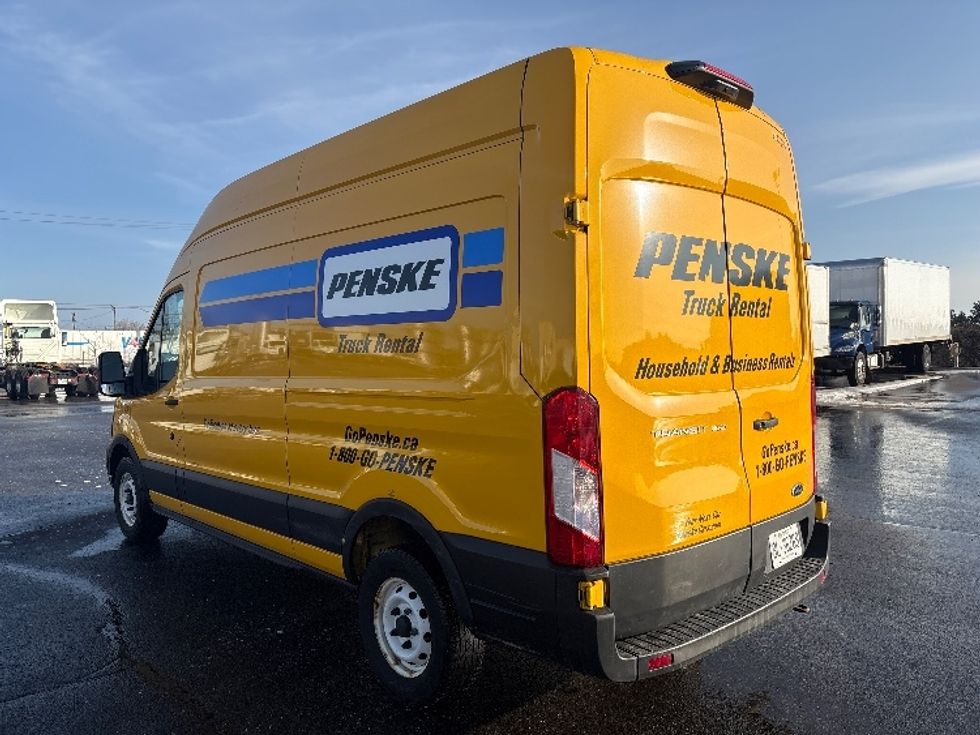 Cargo Van (Panel Van)-Light and Medium Duty Trucks-Ford-2021-Transit 250-Etobicoke-ON-120,082\n\t\tkm-$ 39,000 - Image 5
