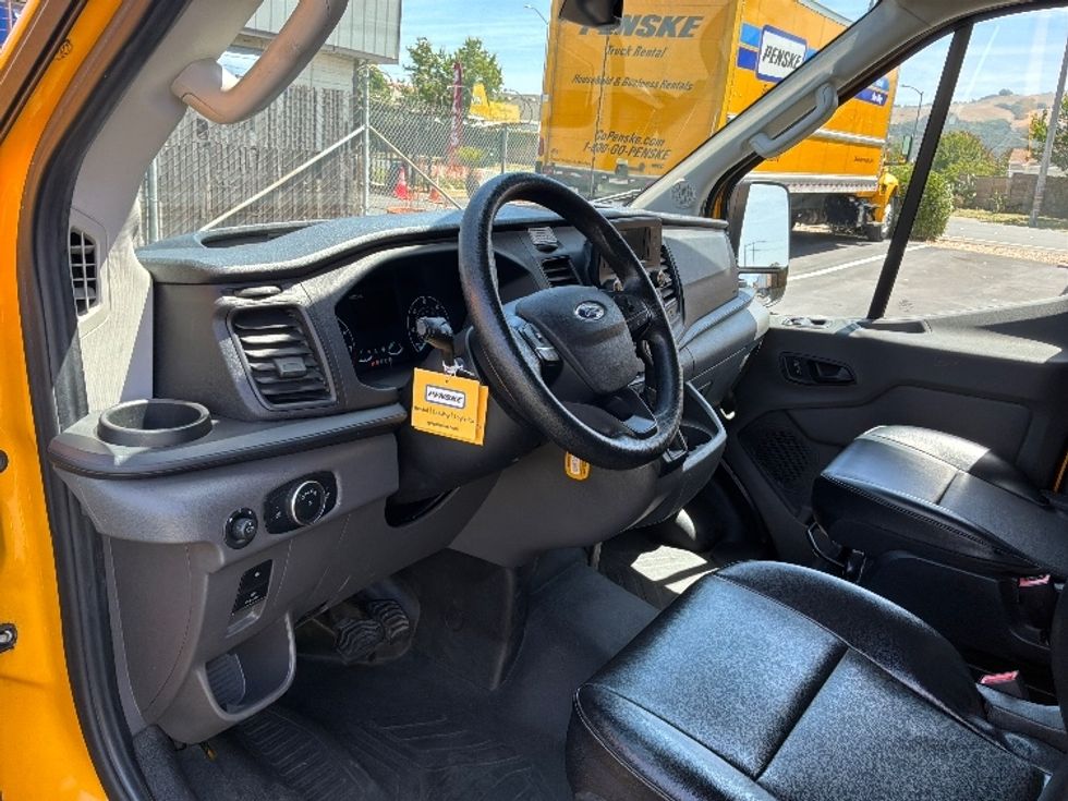 Cargo Van (Panel Van)-Light and Medium Duty Trucks-Ford-2021-Transit 250-Everett-WA-85,855\n\t\tmiles-$ 32,250 - Image 17