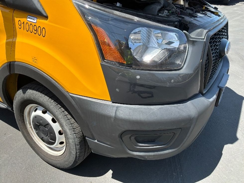 Cargo Van (Panel Van)-Light and Medium Duty Trucks-Ford-2021-Transit 250-Everett-WA-85,855\n\t\tmiles-$ 32,250 - Image 28