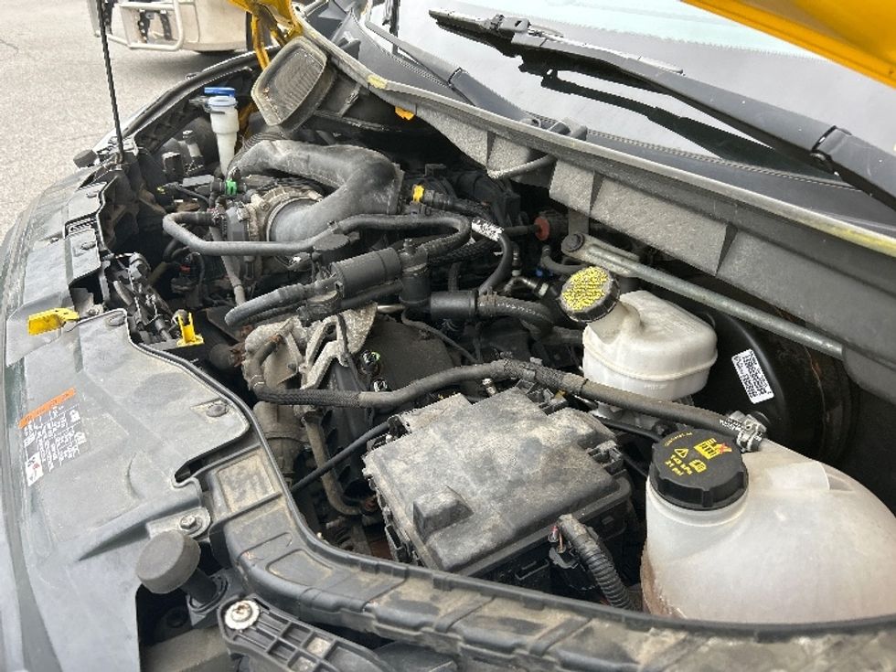 Cargo Van (Panel Van)-Light and Medium Duty Trucks-Ford-2021-Transit 250-Fitchburg-MA-72,326\n\t\tmiles-$ 26,500 - Image 23