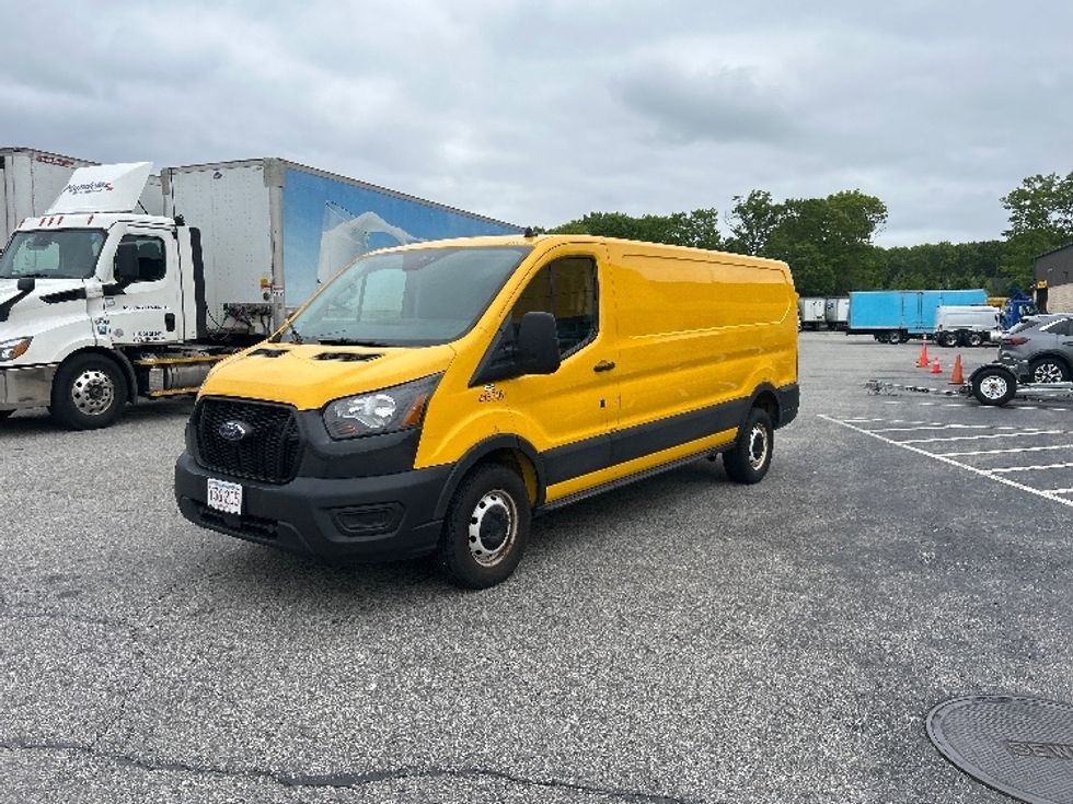 Cargo Van (Panel Van)-Light and Medium Duty Trucks-Ford-2021-Transit 250-Fitchburg-MA-72,326\n\t\tmiles-$ 26,500 - Image 3