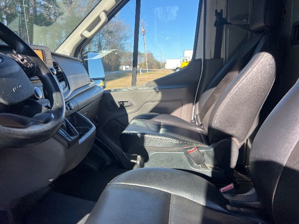 Cargo Van (Panel Van)-Light and Medium Duty Trucks-Ford-2021-Transit 250-Florence-SC-107,800\n\t\tmiles-$ 37,250 - Image 18