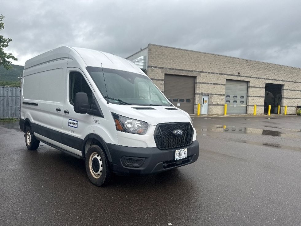 Cargo Van (Panel Van)-Light and Medium Duty Trucks-Ford-2021-Transit 250-Flower Mound-TX-64,425\n\t\tmiles-$ 36,000 - Image 1