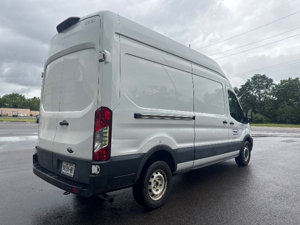 Cargo Van (Panel Van)-Light and Medium Duty Trucks-Ford-2021-Transit 250-Flower Mound-TX-64,425\n\t\tmiles-$ 36,000 - Image 12