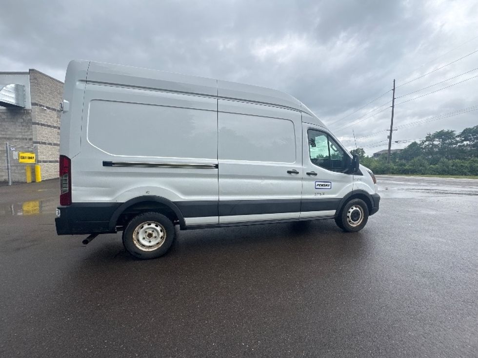 Cargo Van (Panel Van)-Light and Medium Duty Trucks-Ford-2021-Transit 250-Flower Mound-TX-64,425\n\t\tmiles-$ 36,000 - Image 13