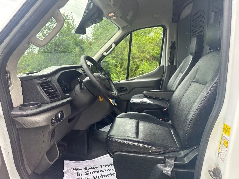 Cargo Van (Panel Van)-Light and Medium Duty Trucks-Ford-2021-Transit 250-Flower Mound-TX-64,425\n\t\tmiles-$ 36,000 - Image 14