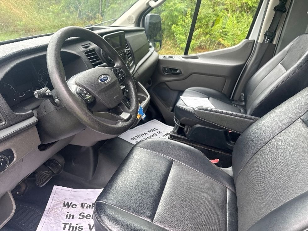 Cargo Van (Panel Van)-Light and Medium Duty Trucks-Ford-2021-Transit 250-Flower Mound-TX-64,425\n\t\tmiles-$ 36,000 - Image 15