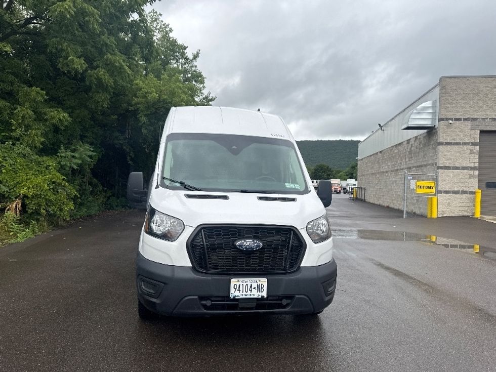Cargo Van (Panel Van)-Light and Medium Duty Trucks-Ford-2021-Transit 250-Flower Mound-TX-64,425\n\t\tmiles-$ 36,000 - Image 2