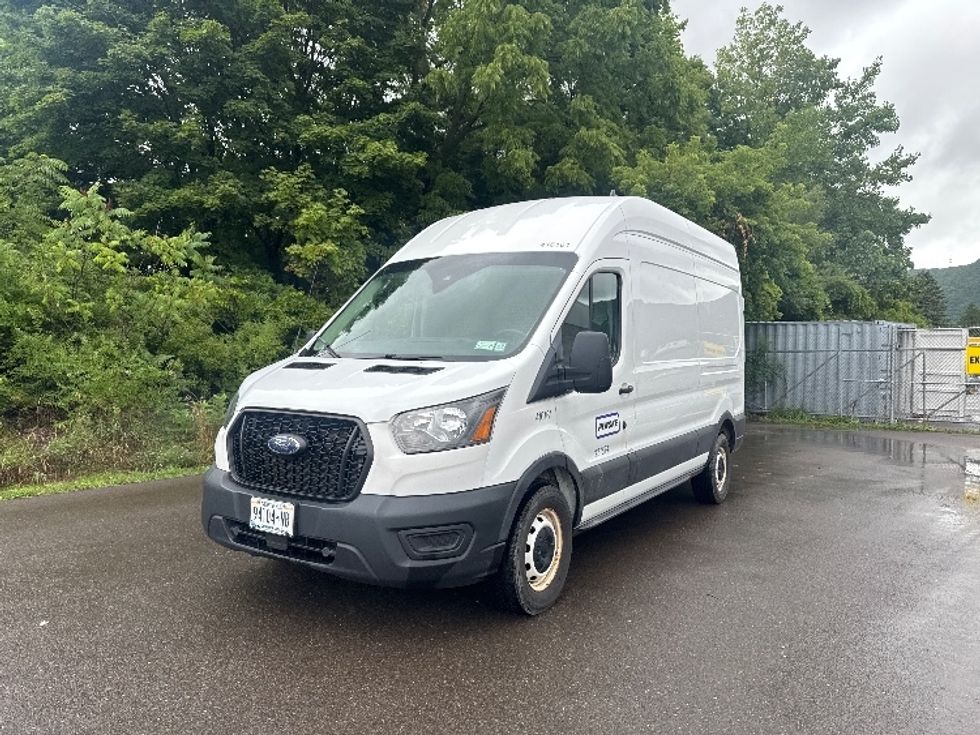 Cargo Van (Panel Van)-Light and Medium Duty Trucks-Ford-2021-Transit 250-Flower Mound-TX-64,425\n\t\tmiles-$ 36,000 - Image 3
