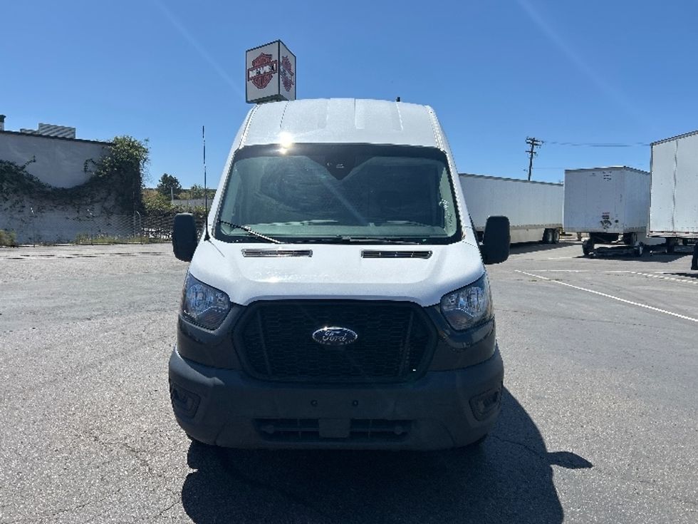 Cargo Van (Panel Van)-Light and Medium Duty Trucks-Ford-2021-Transit 250-Fontana-CA-110,127\n\t\tmiles-$ 34,000 - Image 2