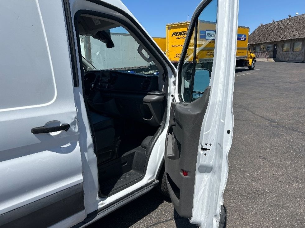 Cargo Van (Panel Van)-Light and Medium Duty Trucks-Ford-2021-Transit 250-Fontana-CA-110,127\n\t\tmiles-$ 34,000 - Image 20