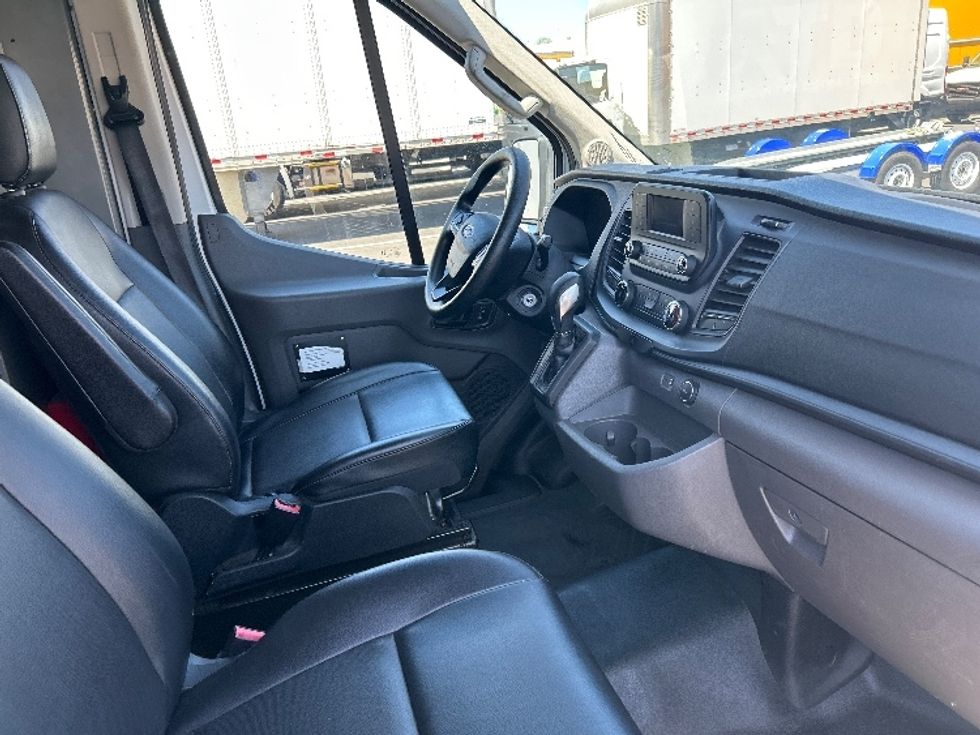 Cargo Van (Panel Van)-Light and Medium Duty Trucks-Ford-2021-Transit 250-Fontana-CA-110,127\n\t\tmiles-$ 34,000 - Image 22