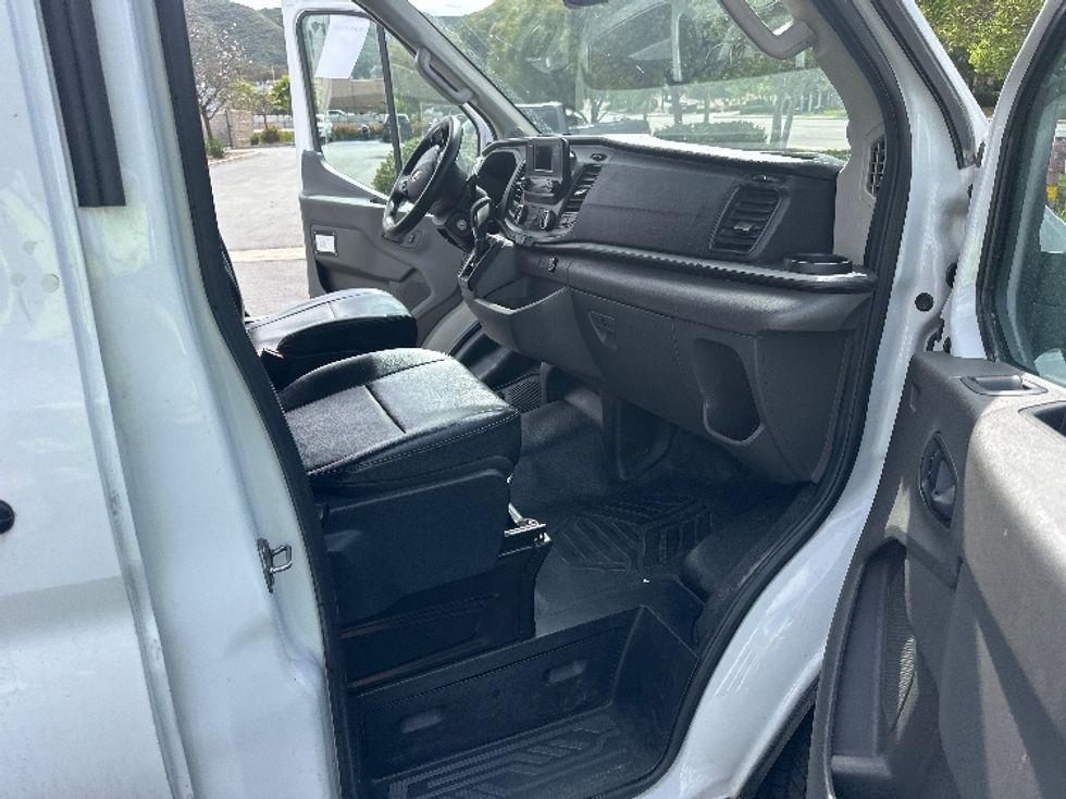 Cargo Van (Panel Van)-Light and Medium Duty Trucks-Ford-2021-Transit 250-Fontana-CA-126,421\n\t\tmiles-$ 31,750 - Image 16