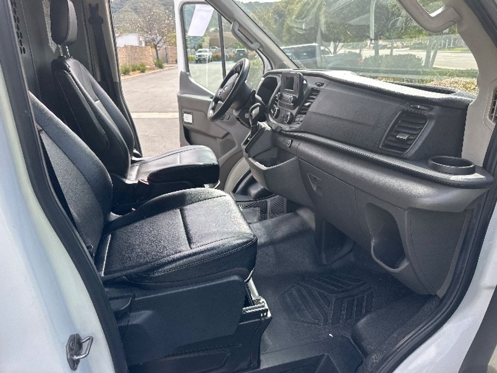 Cargo Van (Panel Van)-Light and Medium Duty Trucks-Ford-2021-Transit 250-Fontana-CA-126,421\n\t\tmiles-$ 31,750 - Image 18