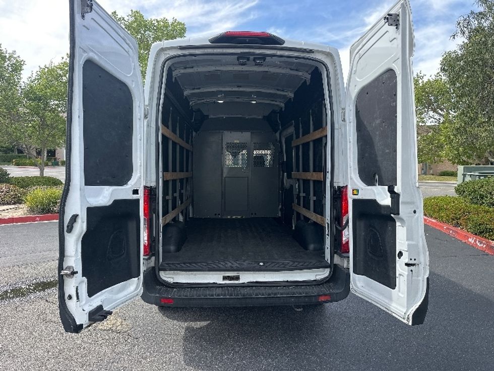 Cargo Van (Panel Van)-Light and Medium Duty Trucks-Ford-2021-Transit 250-Fontana-CA-126,421\n\t\tmiles-$ 31,750 - Image 7