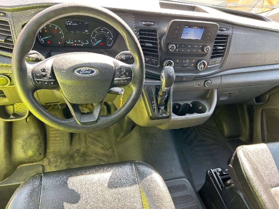 Cargo Van (Panel Van)-Light and Medium Duty Trucks-Ford-2021-Transit 250-Fontana-CA-92,562\n\t\tmiles-$ 34,000 - Image 17