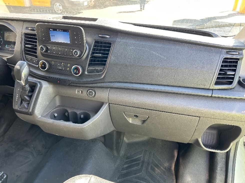 Cargo Van (Panel Van)-Light and Medium Duty Trucks-Ford-2021-Transit 250-Fontana-CA-92,562\n\t\tmiles-$ 34,000 - Image 20