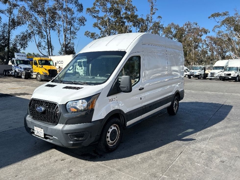 Cargo Van (Panel Van)-Light and Medium Duty Trucks-Ford-2021-Transit 250-Fontana-CA-92,562\n\t\tmiles-$ 34,000 - Image 3