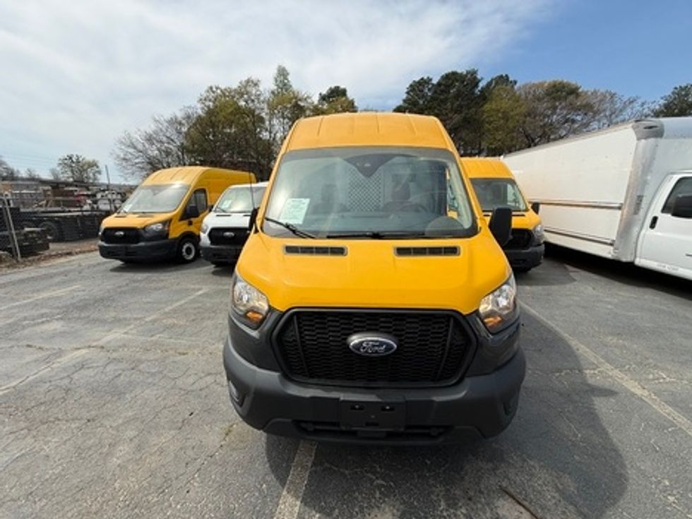 Cargo Van (Panel Van)-Light and Medium Duty Trucks-Ford-2021-Transit 250-Forest Park-GA-89,814\n\t\tmiles-$ 31,750 - Image 1