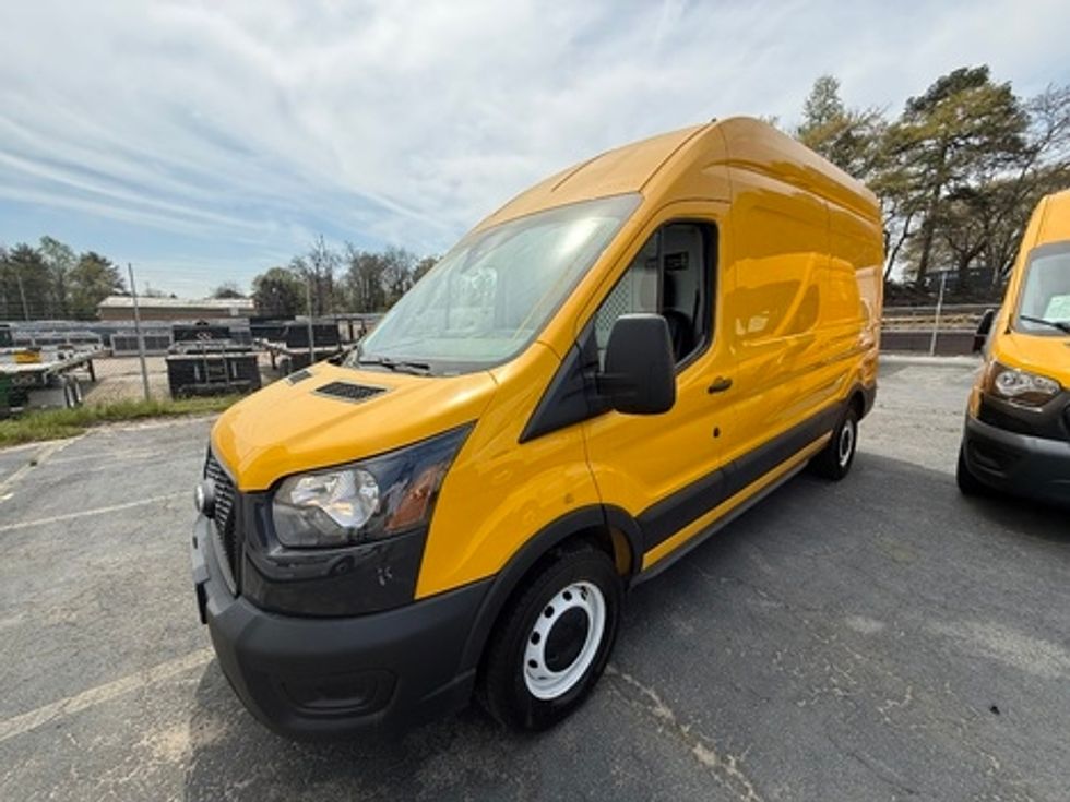 Cargo Van (Panel Van)-Light and Medium Duty Trucks-Ford-2021-Transit 250-Forest Park-GA-89,814\n\t\tmiles-$ 31,750 - Image 2