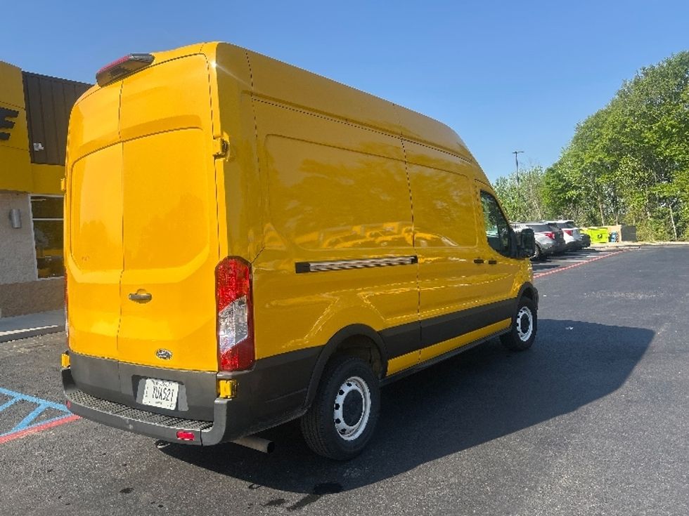 Cargo Van (Panel Van)-Light and Medium Duty Trucks-Ford-2021-Transit 250-Forest Park-GA-91,860\n\t\tmiles-$ 30,250 - Image 12