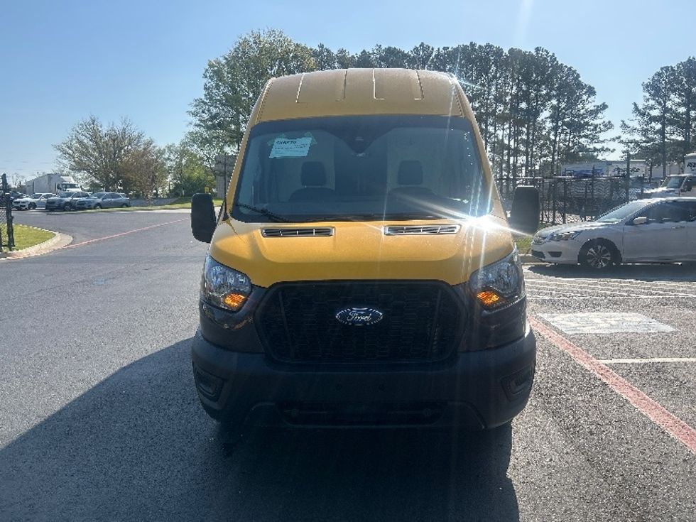 Cargo Van (Panel Van)-Light and Medium Duty Trucks-Ford-2021-Transit 250-Forest Park-GA-91,860\n\t\tmiles-$ 30,250 - Image 2