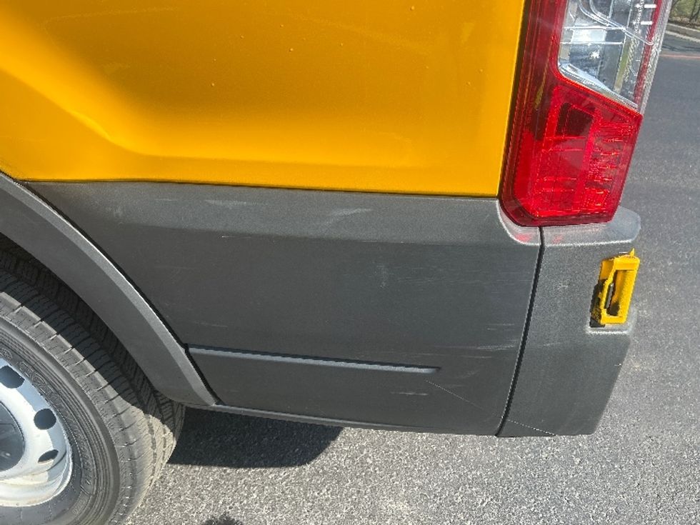 Cargo Van (Panel Van)-Light and Medium Duty Trucks-Ford-2021-Transit 250-Forest Park-GA-91,860\n\t\tmiles-$ 30,250 - Image 28