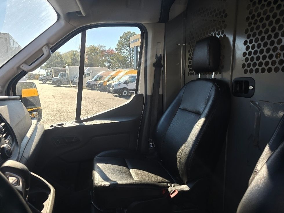 Cargo Van (Panel Van)-Light and Medium Duty Trucks-Ford-2021-Transit 250-Forest Park-GA-95,403\n\t\tmiles-$ 34,500 - Image 22