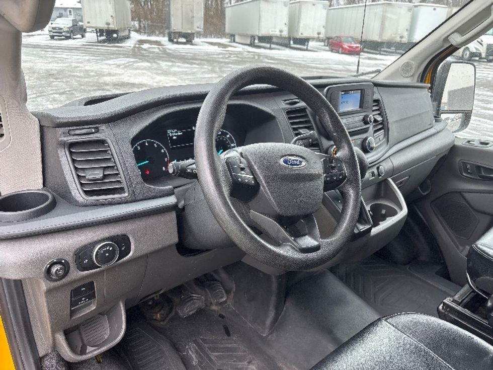 Cargo Van (Panel Van)-Light and Medium Duty Trucks-Ford-2021-Transit 250-Fort Wayne-IN-72,001\n\t\tmiles-$ 30,500 - Image 16